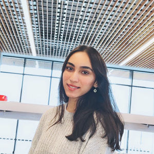 Meet your Posher, Ayushi